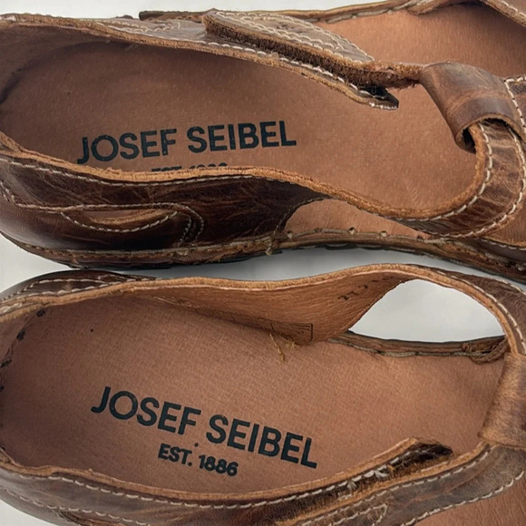 Josef Seibel Rosalie 29 Closed Toe Sandals in Brandy - Size 6-6 1/2 (37) - Picture 6 of 9